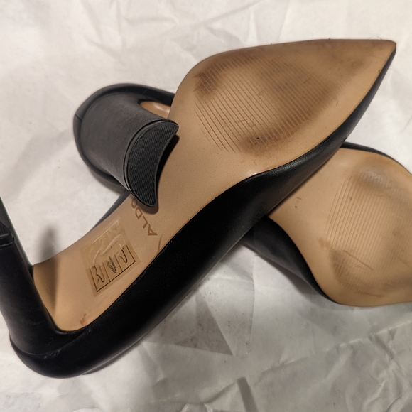 Black Aldo Block Heels - Picture 3 of 3